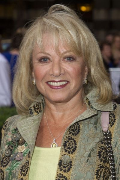 Elaine Paige Photo