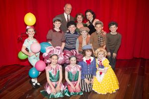 Peter Davison, Imelda Staunton, Lara Pulver  Photo