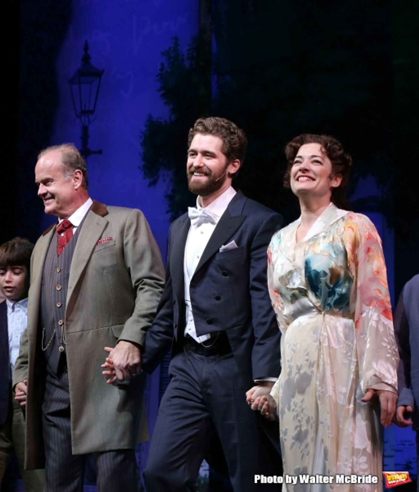 Photo Coverage: They Own the Night- FINDING NEVERLAND Cast Takes Opening Night Bows!  Image