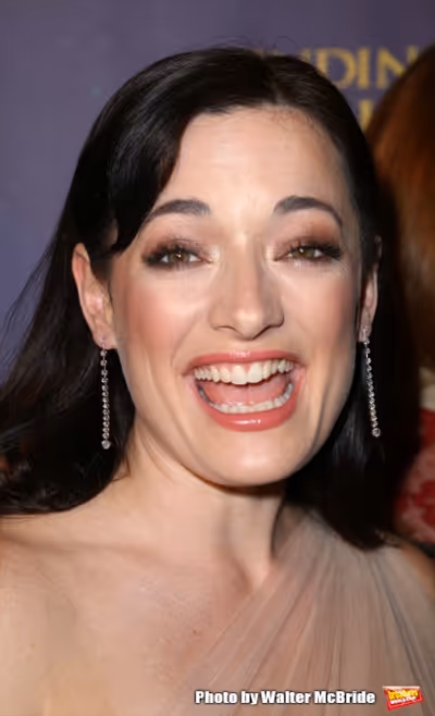 Laura Michelle Kelly Photo