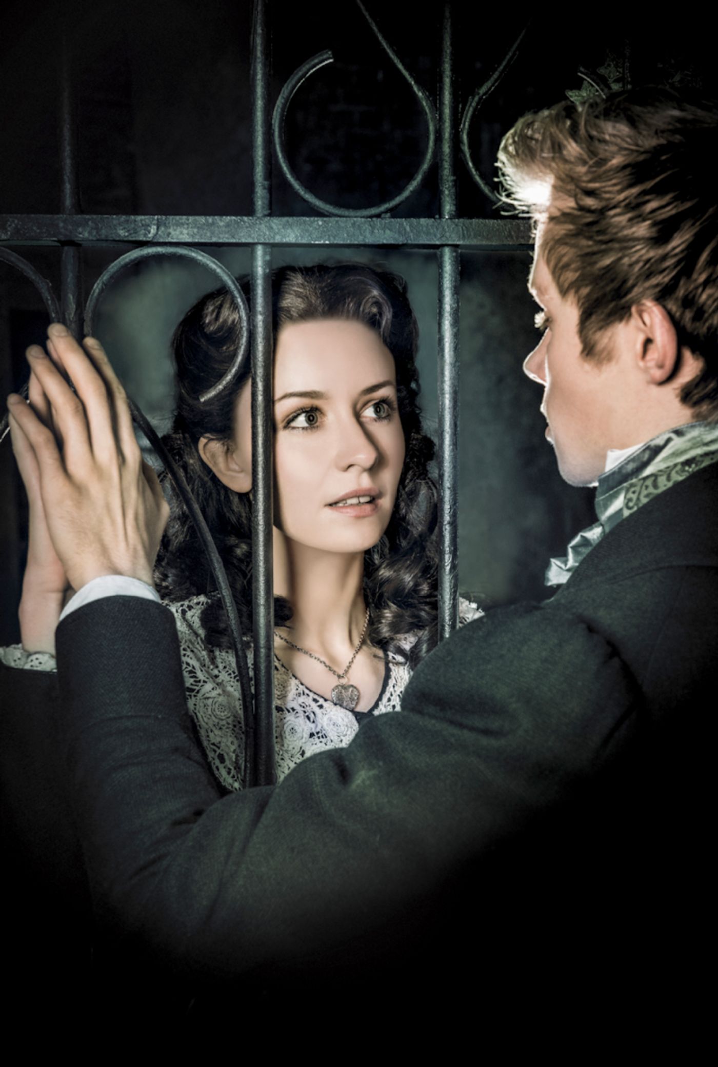 Photo Flash: West End's LES MISERABLES Debuts 30th Anniversary Postcards  Image