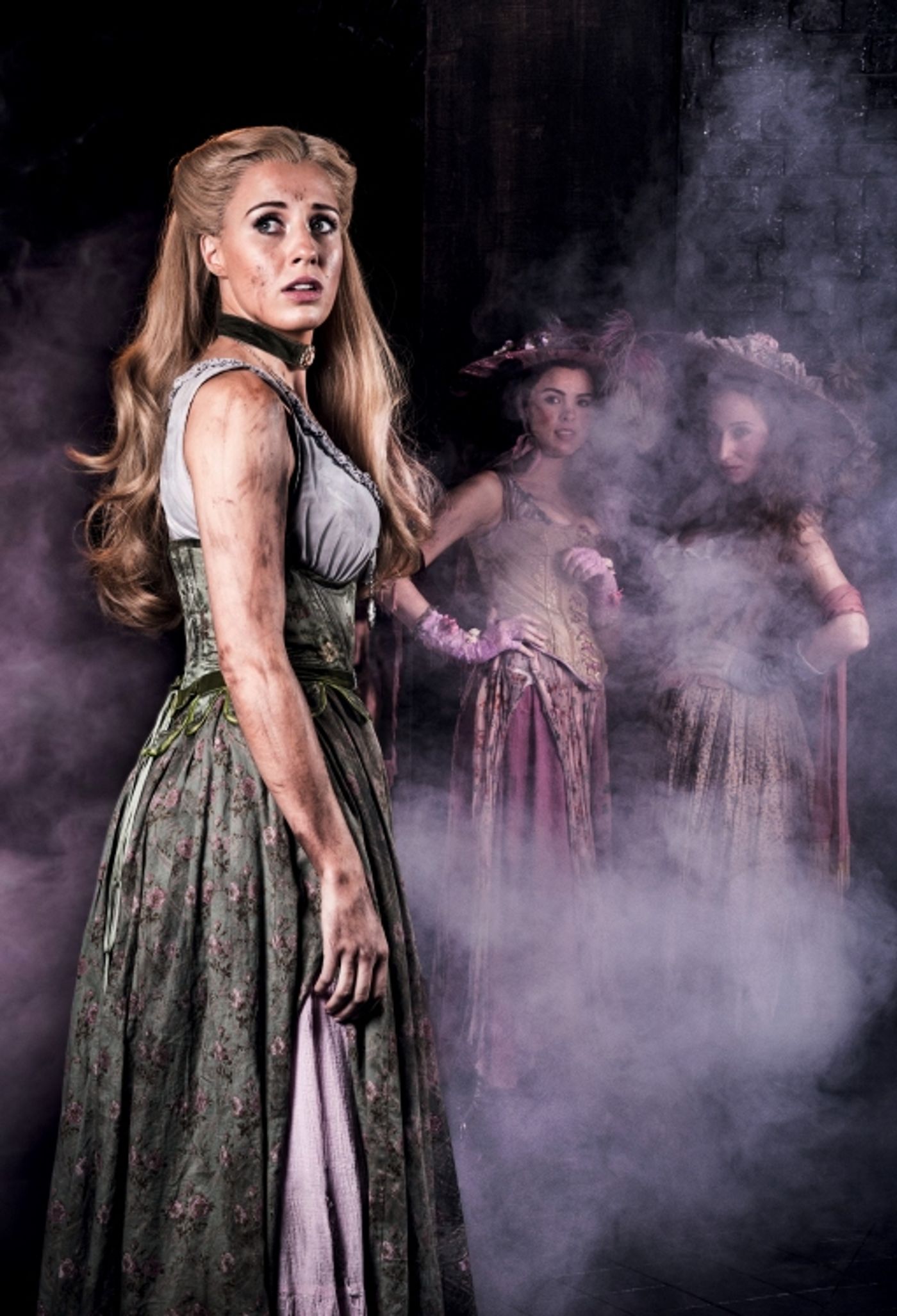 Photo Flash: First Look at Special LES MISERABLES Postcards, Celebrating 30th Anniversary  Image