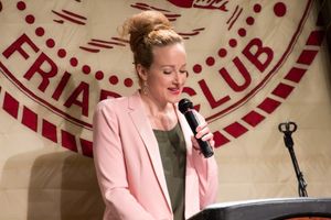 Katie Finneran Photo