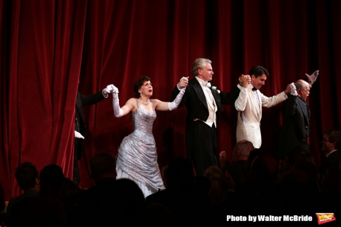 Photo Coverage: La Diva Arrives! LIVING ON LOVE Takes Opening Night Bows  Image