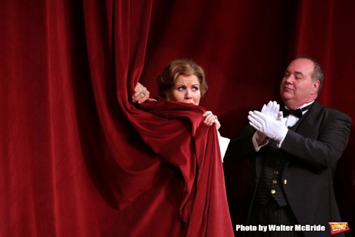 Photo Coverage: La Diva Arrives! LIVING ON LOVE Takes Opening Night Bows  Image