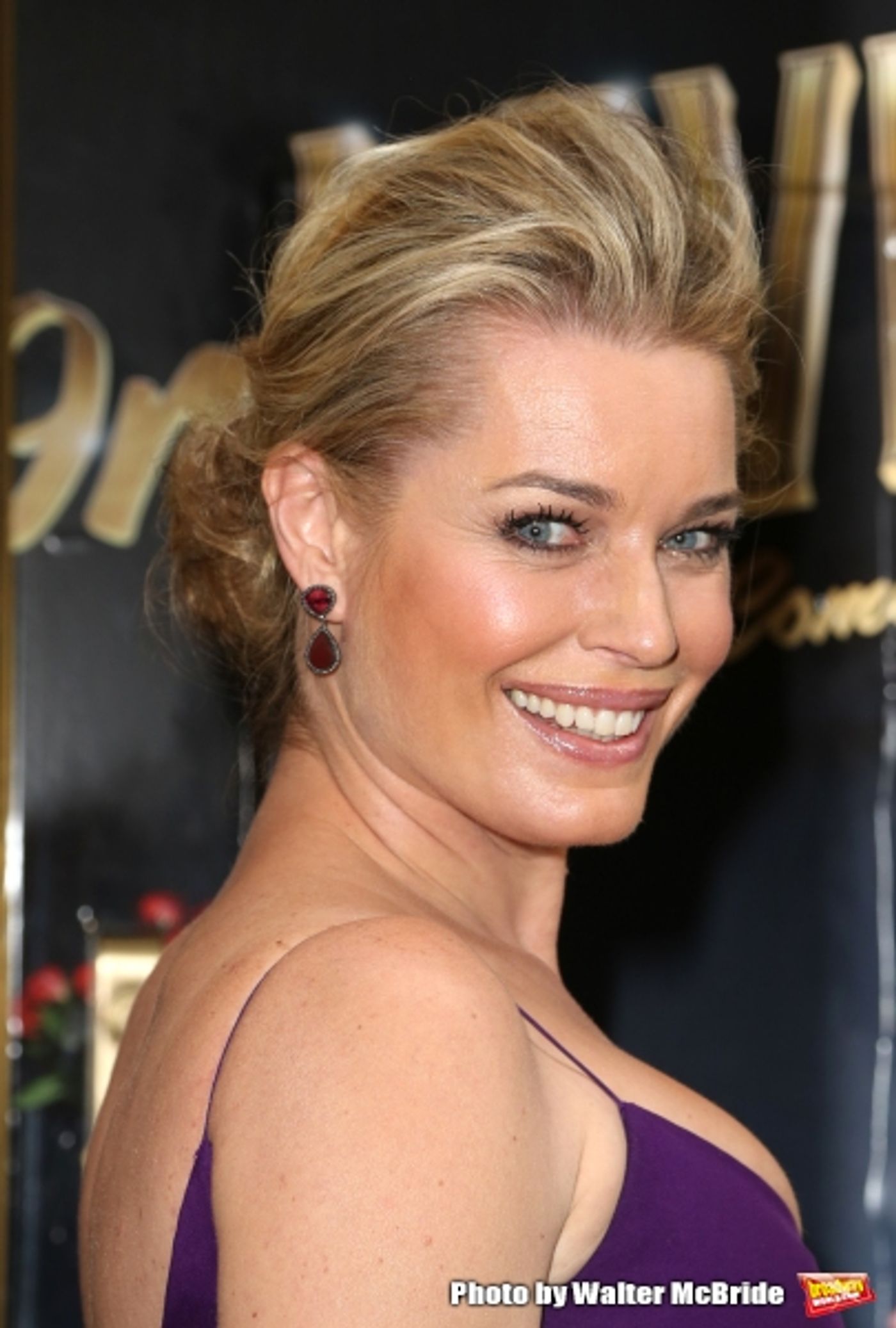 Photo Coverage: Inside LIVING ON LOVE's Red Carpet Theatre Arrivals! Image