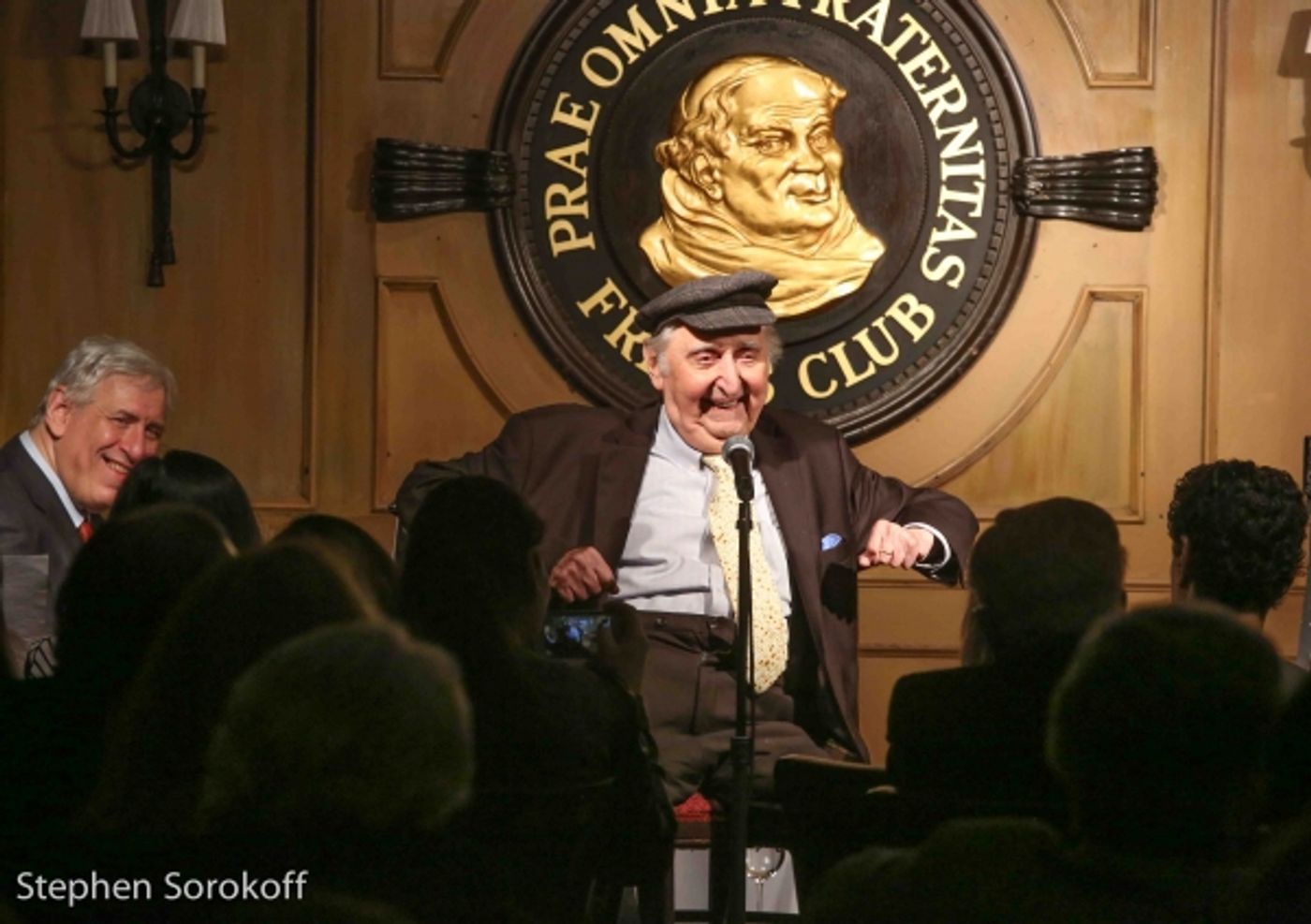 Photo Coverage: Fyvush Finkel & His Sons Presented by Friars Club at Yiddish Night  Image