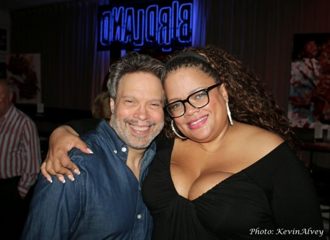 Photo Flash: Natalie Douglas Performs 'The Music of Dolly Parton' at Birdland  Image