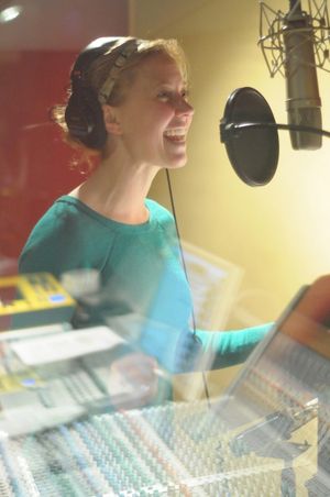 Patti Murin @ BroadwayWorld Patti Murin Photo