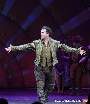 Brian d''Arcy James Photo