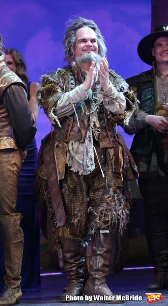 Photo Coverage: Brian d'Arcy James, Christian Borle & Cast of SOMETHING ROTTEN! Take Opening Night Bows on Broadway — photo 52 of 74