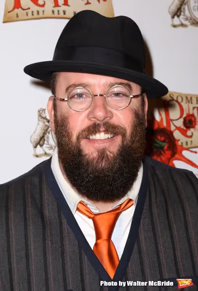 Chris Sullivan  Photo