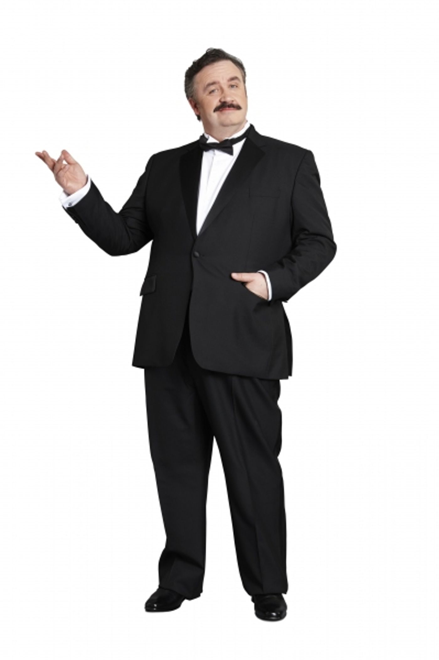 Photo Flash: Sneak Peek at Michael Praed, Noel Sullivan  and More in UK's DIRTY ROTTEN SCOUNDRELS Tour  Image