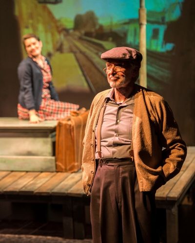 Mark Bramhall and Micaela Martinez (background) Photo