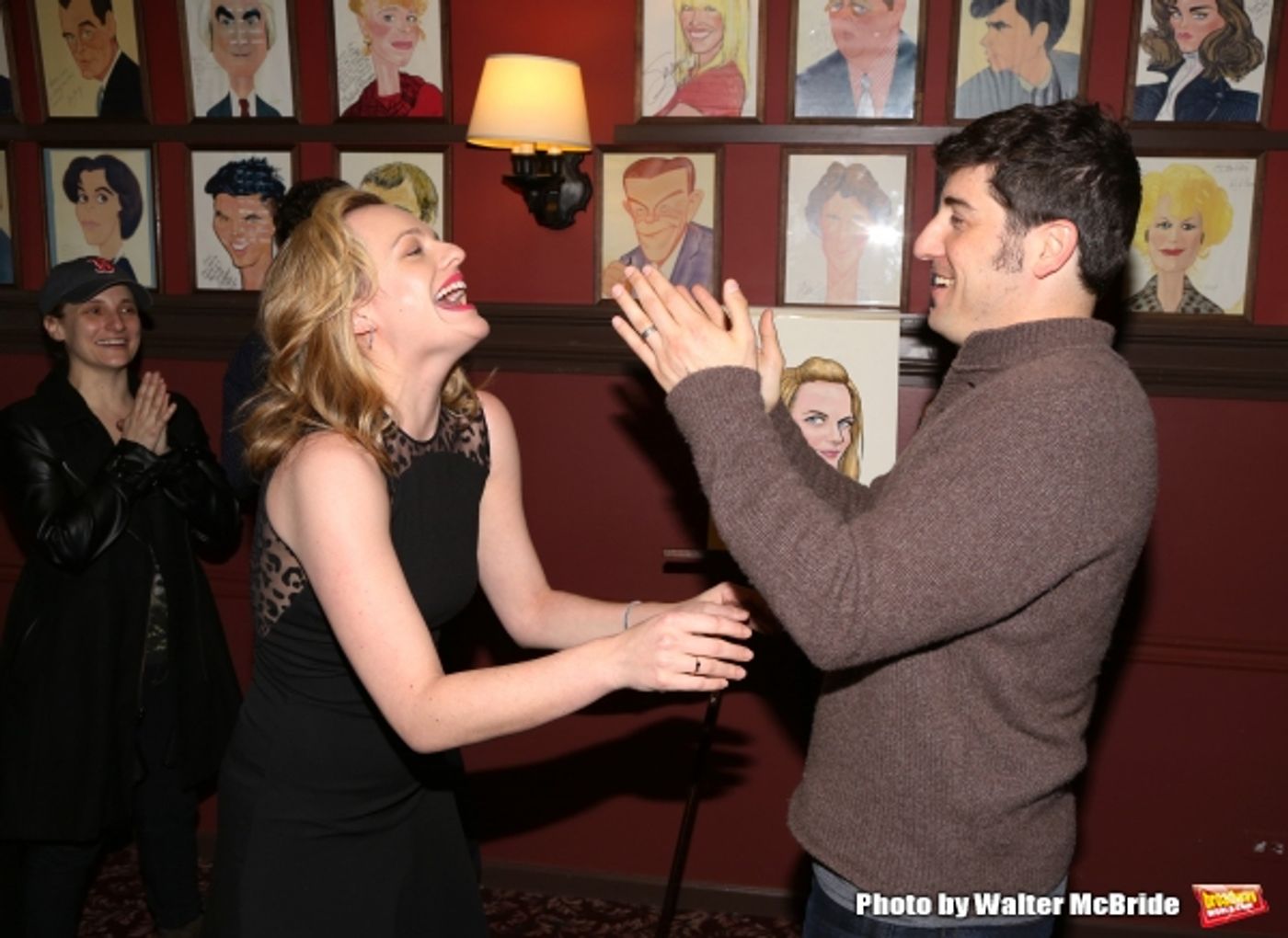 Photo Coverage: Elisabeth Moss Sardi's Caricature Unveiling  Image