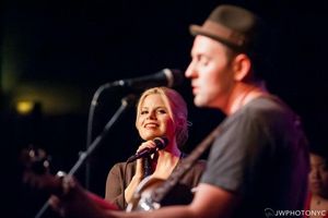 Megan Hilty and Brian Gallagher @ BroadwayWorld Megan Hilty and Brian Gallagher Photo