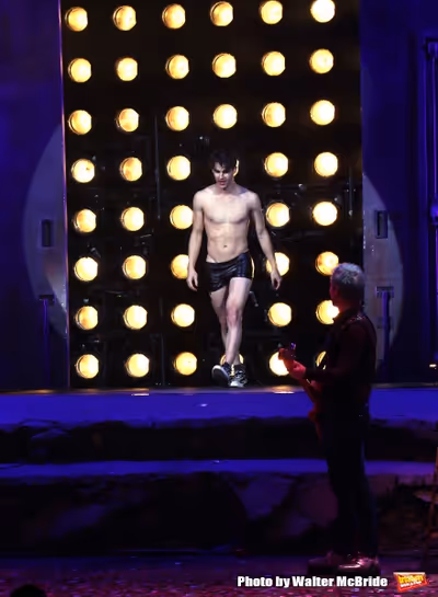 Darren Criss  Photo