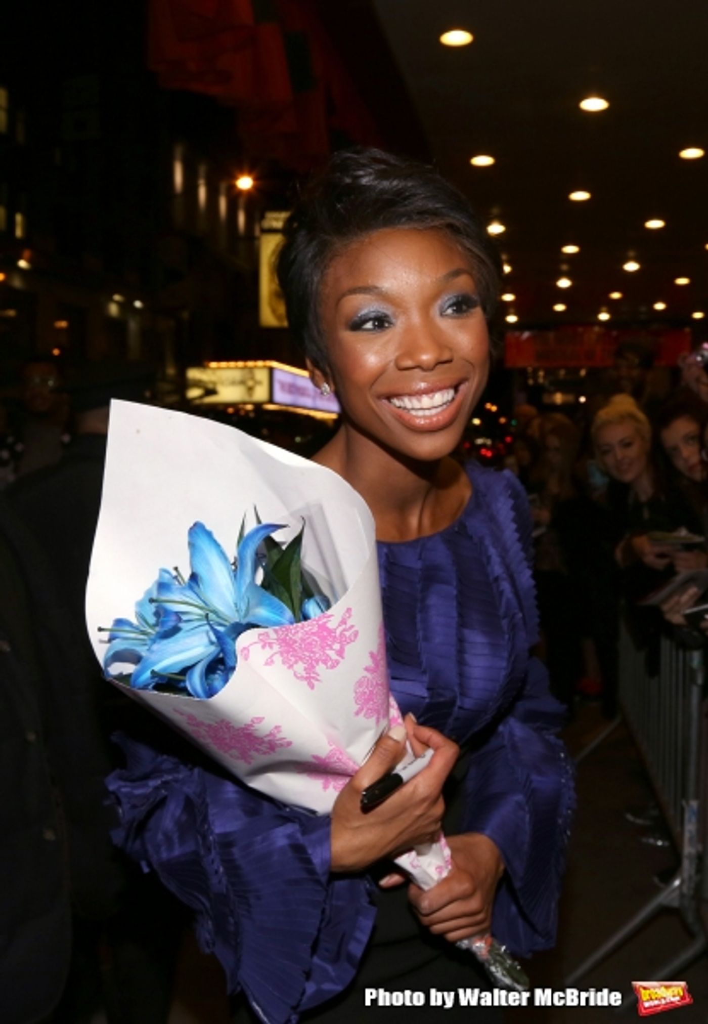 Photo Coverage: Broadway's Newest Murderess, Brandy Norwood, Greets Fans Backstage at CHICAGO! Image