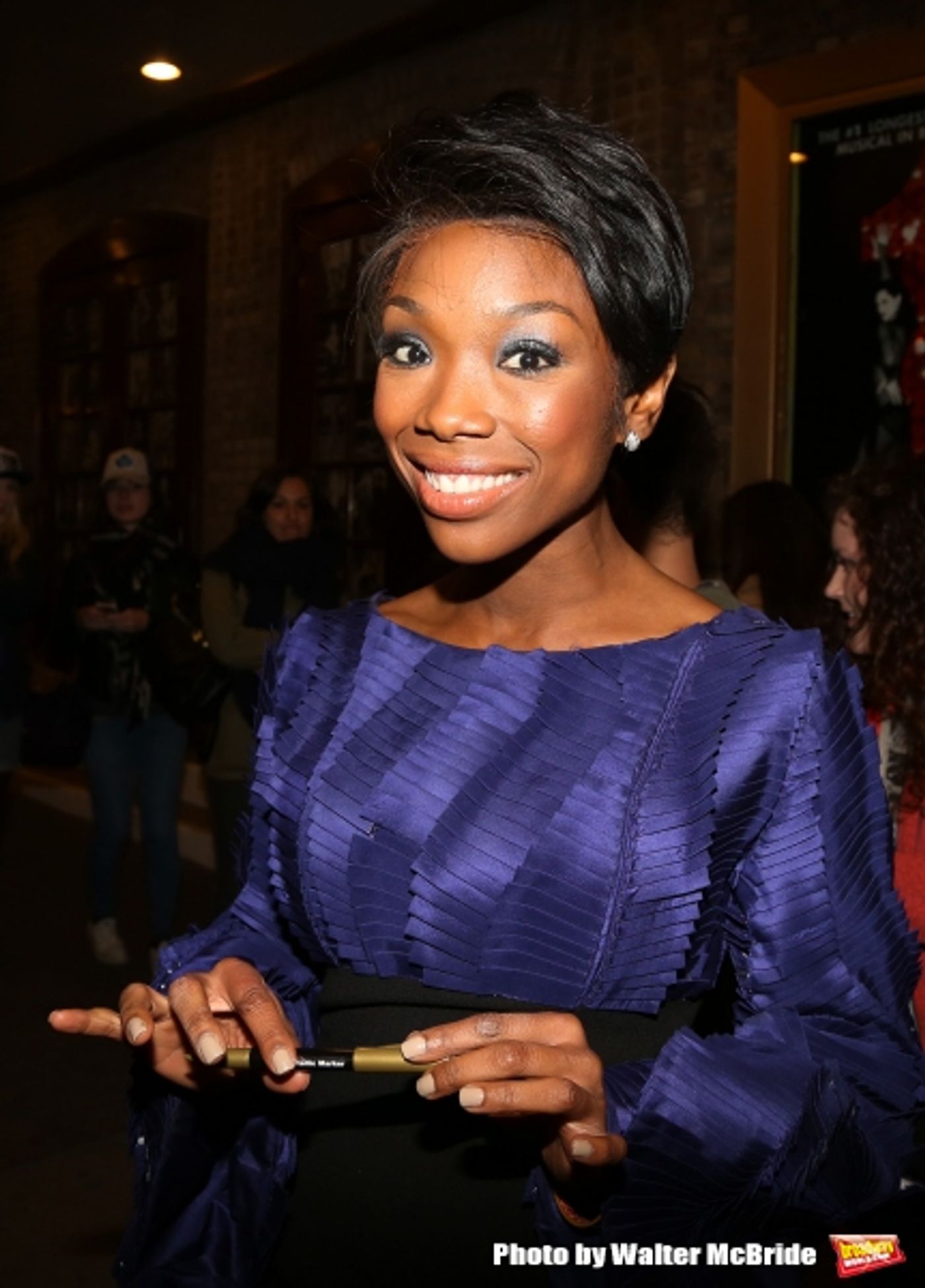 Photo Coverage: Broadway's Newest Murderess, Brandy Norwood, Greets Fans Backstage at CHICAGO! Image