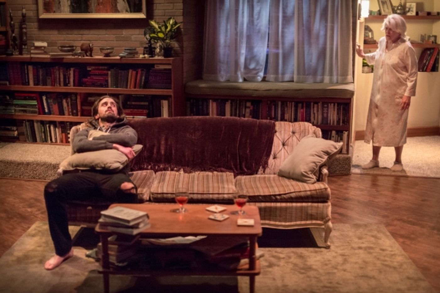 Photo Flash: First Look at Artists Rep's 4000 MILES  Image