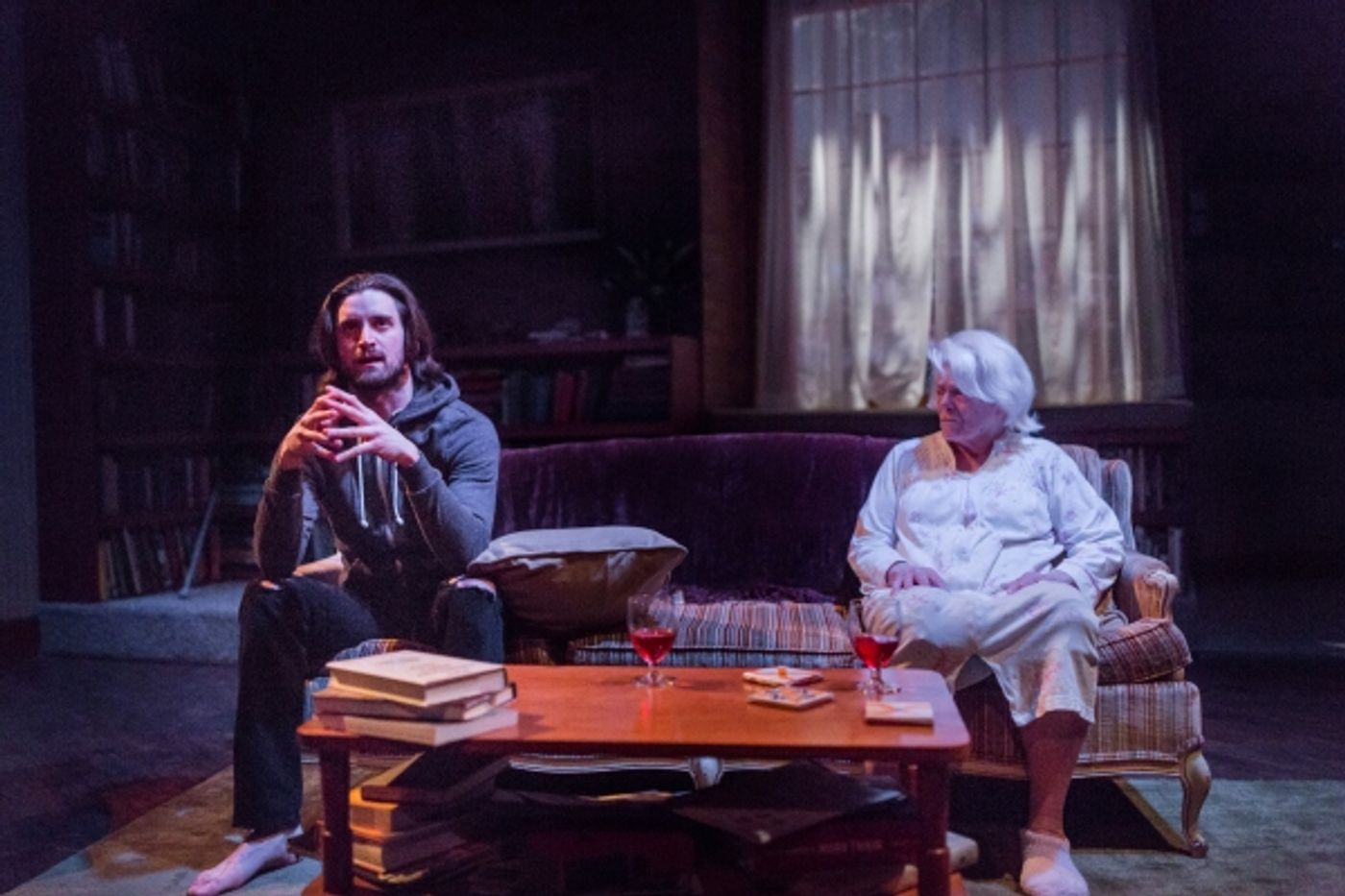 Photo Flash: First Look at Artists Rep's 4000 MILES  Image