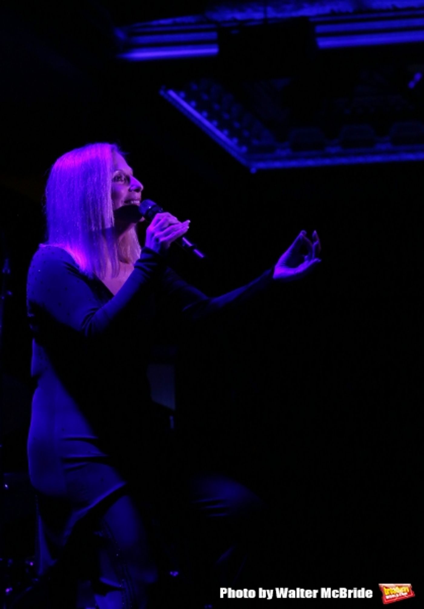 Exclusive Photo Coverage: Roslyn Kind Returns to 54 Below Exclusive Photo Coverage: Roslyn Kind Returns to 54 Below Image
