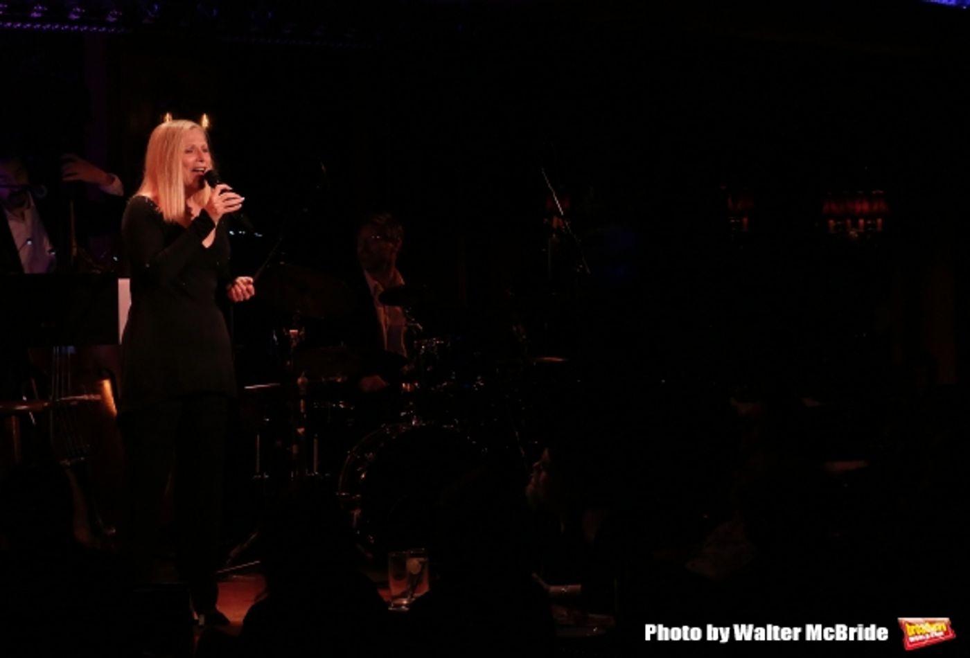 Exclusive Photo Coverage: Roslyn Kind Returns to 54 Below Exclusive Photo Coverage: Roslyn Kind Returns to 54 Below Image