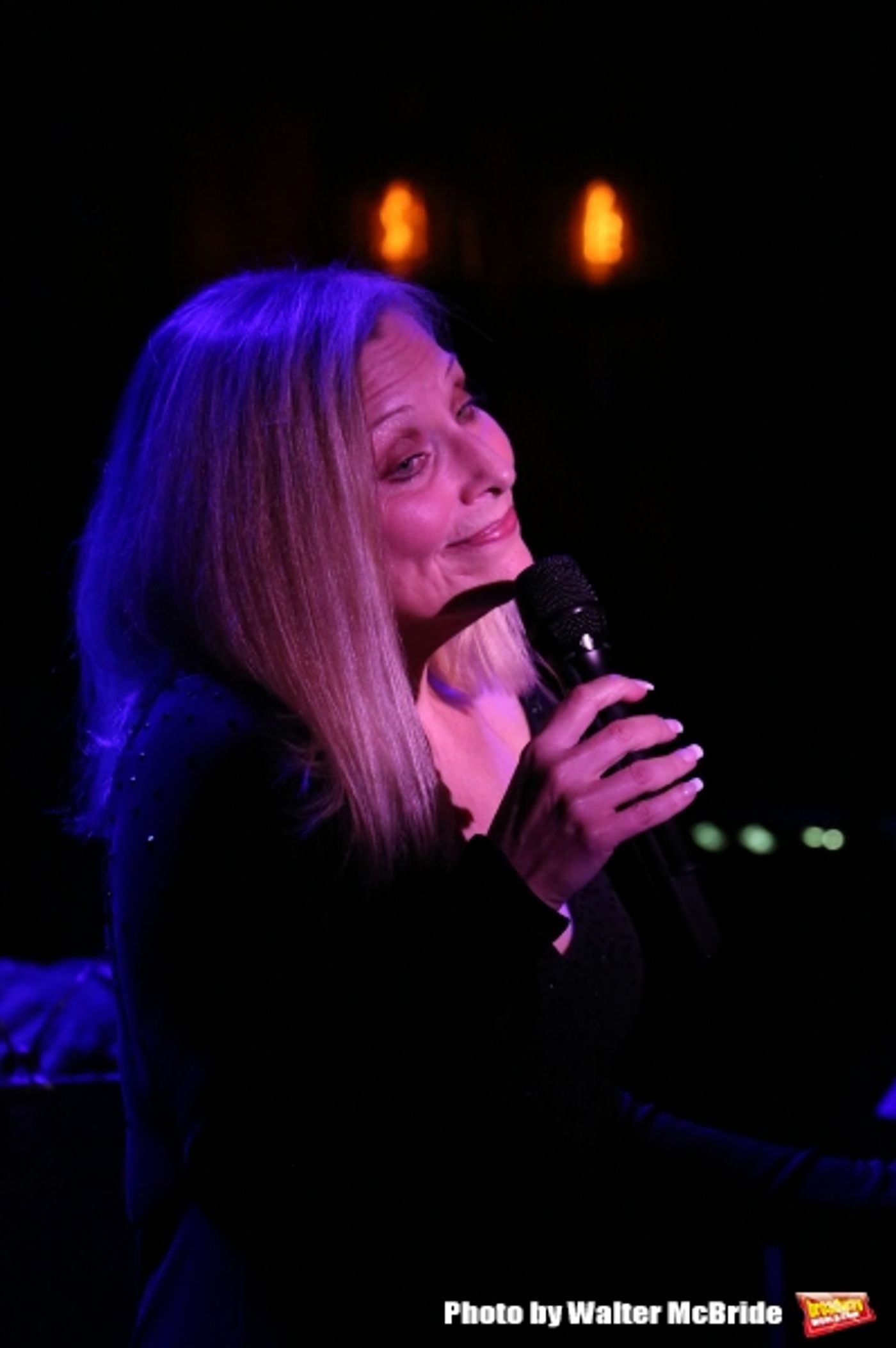 Exclusive Photo Coverage: Roslyn Kind Returns to 54 Below Exclusive Photo Coverage: Roslyn Kind Returns to 54 Below Image