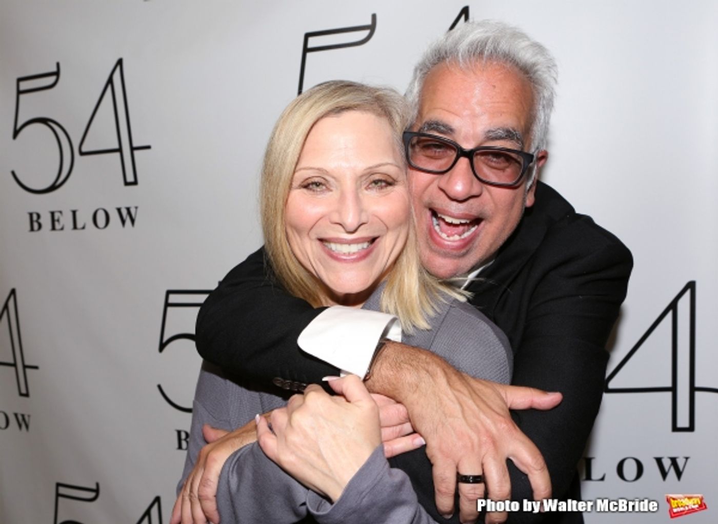 Exclusive Photo Coverage: Backstage with Roslyn Kind at 54 Below Exclusive Photo Coverage: Backstage with Roslyn Kind at 54 Below Image