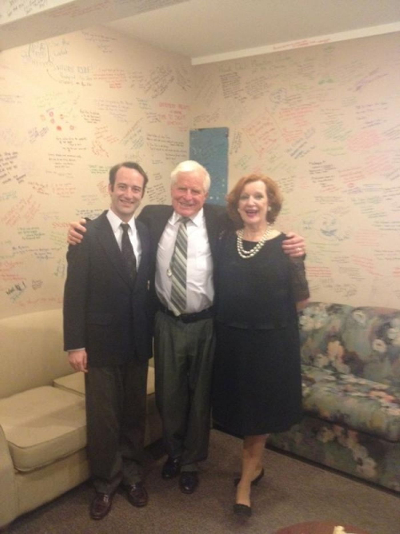 Photo Flash: Saturday Intermission Pics, 5/02 Pt. 2- Lyric Opera's CAROUSEL Takes Final #SIP, Plus PHANTOM, FUN HOME, and More Photo Flash: Saturday Intermission Pics, 5/02 Pt. 2- Lyric Opera's CAROUSEL Takes Final #SIP, Plus PHANTOM, FUN HOME, and More Image