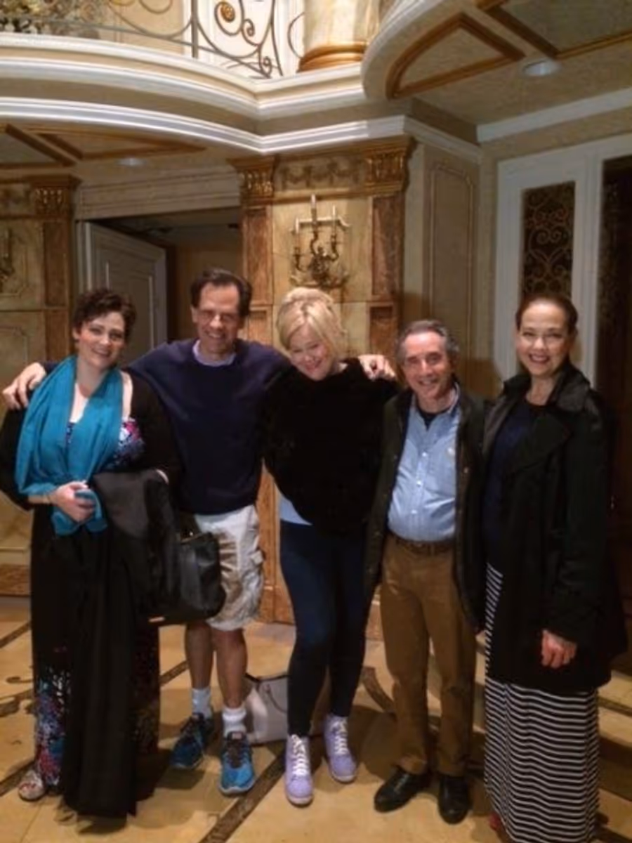 Photo Flash Exclusive: NYC Police Commissioner & Caroline Rhea Visit Broadway's IT SHOULDA BEEN YOU  Image