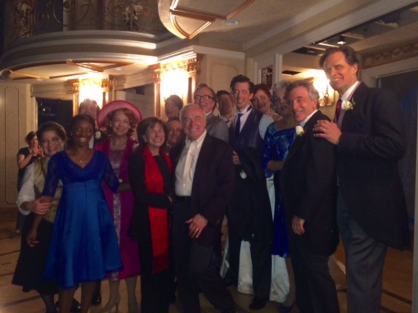 Photo Flash Exclusive: NYC Police Commissioner & Caroline Rhea Visit Broadway's IT SHOULDA BEEN YOU Photo Flash Exclusive: NYC Police Commissioner & Caroline Rhea Visit Broadway's IT SHOULDA BEEN YOU Image