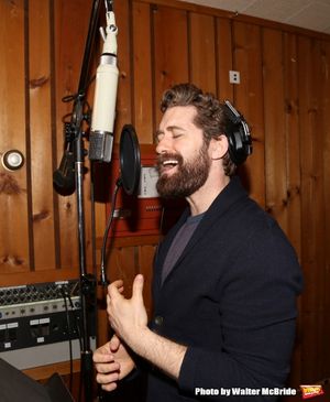 Matthew Morrison Photo