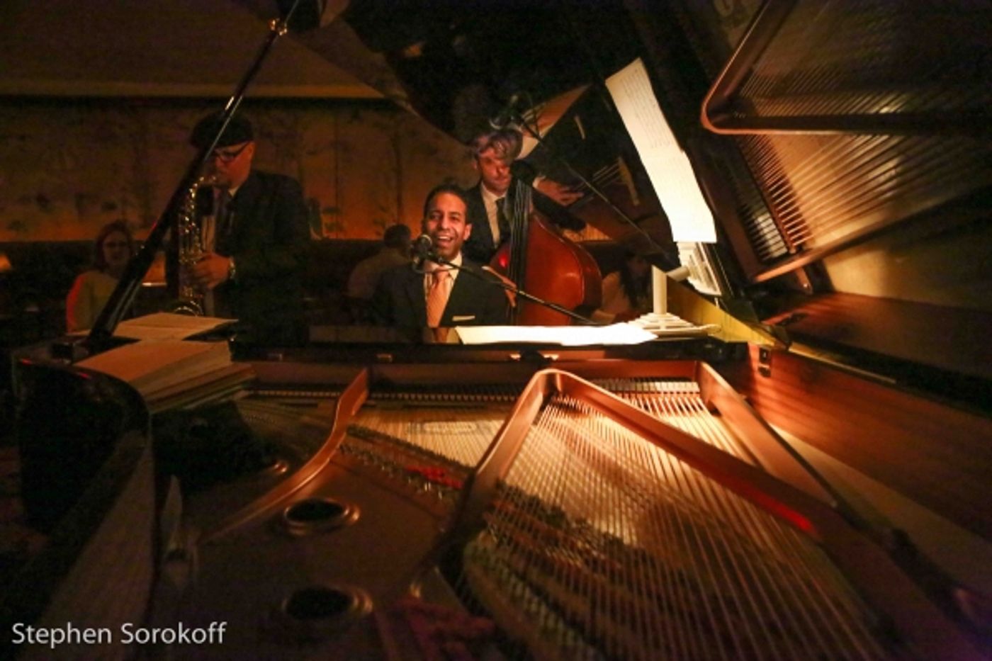 Photo Coverage: Loston Harris Trio Play Bemelmans Bar  Image