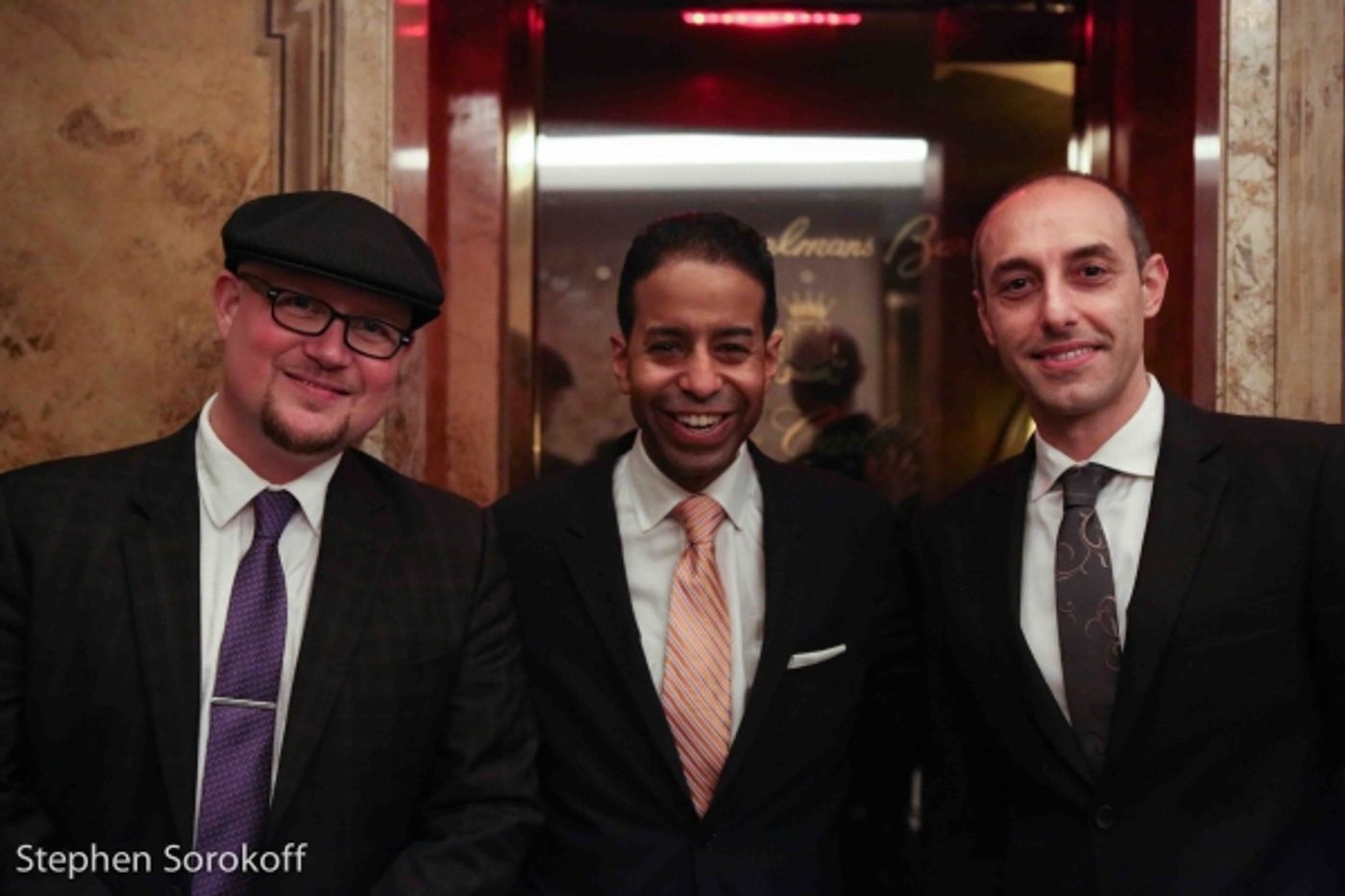 Photo Coverage: Loston Harris Trio Play Bemelmans Bar Photo Coverage: Loston Harris Trio Play Bemelmans Bar Image