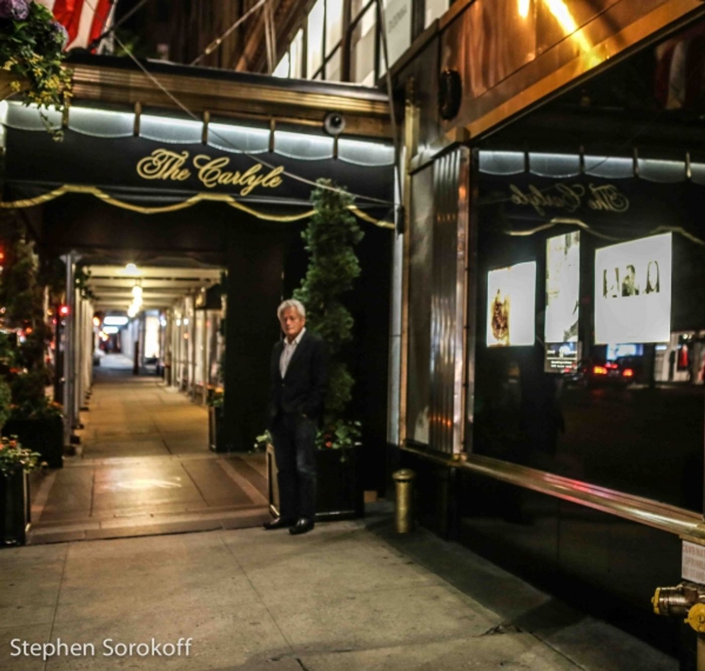 Photo Coverage: Loston Harris Trio Play Bemelmans Bar Photo Coverage: Loston Harris Trio Play Bemelmans Bar Image