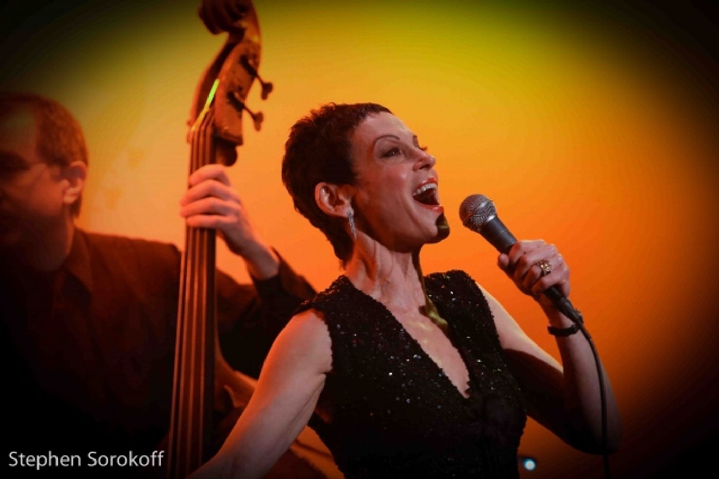Photo Coverage: Giselle Wolf Brings LOVE: A CELEBRATION to the Metropolitan Room  Image