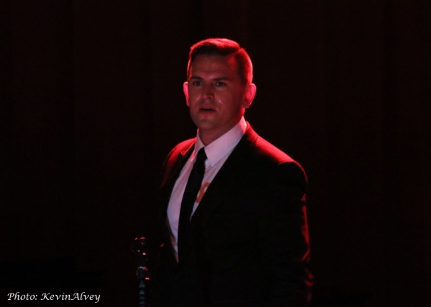 Photo Flash: Laura Osnes Joins Daniel Reichard in Concert at Birdland  Image