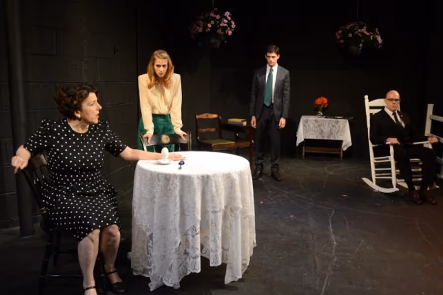 Photo Flash: First Look at Beautiful Soup's 28 MARCHANT AVENUE Image