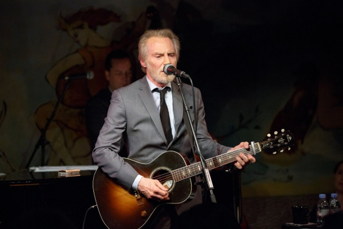 Photo Flash: Singer-Songwriter JD Souther Plays Cafe Carlyle Photo Flash: Singer-Songwriter JD Souther Plays Cafe Carlyle Image