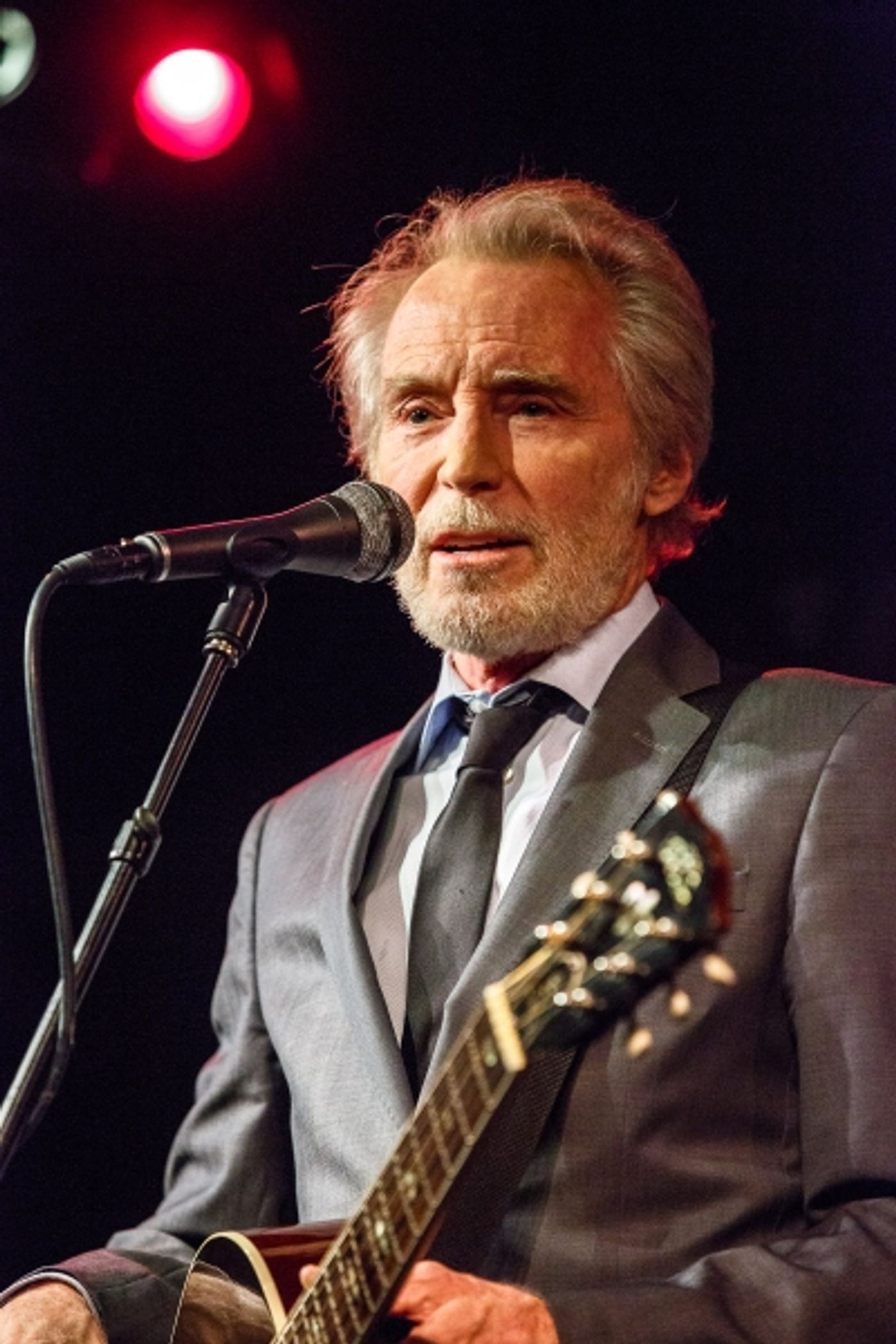 Photo Flash: Singer-Songwriter JD Souther Plays Cafe Carlyle Photo Flash: Singer-Songwriter JD Souther Plays Cafe Carlyle Image