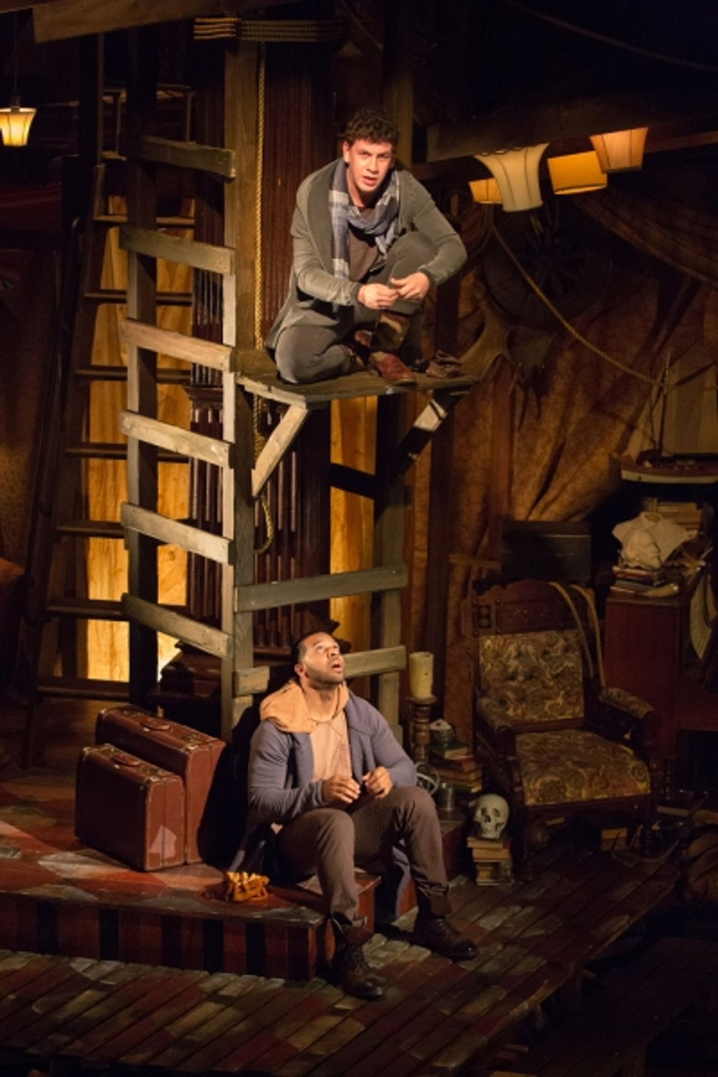 Photo Flash: First Look at Folger Theatre's ROSENCRANTZ AND GUILDENSTERN ARE DEAD  Image