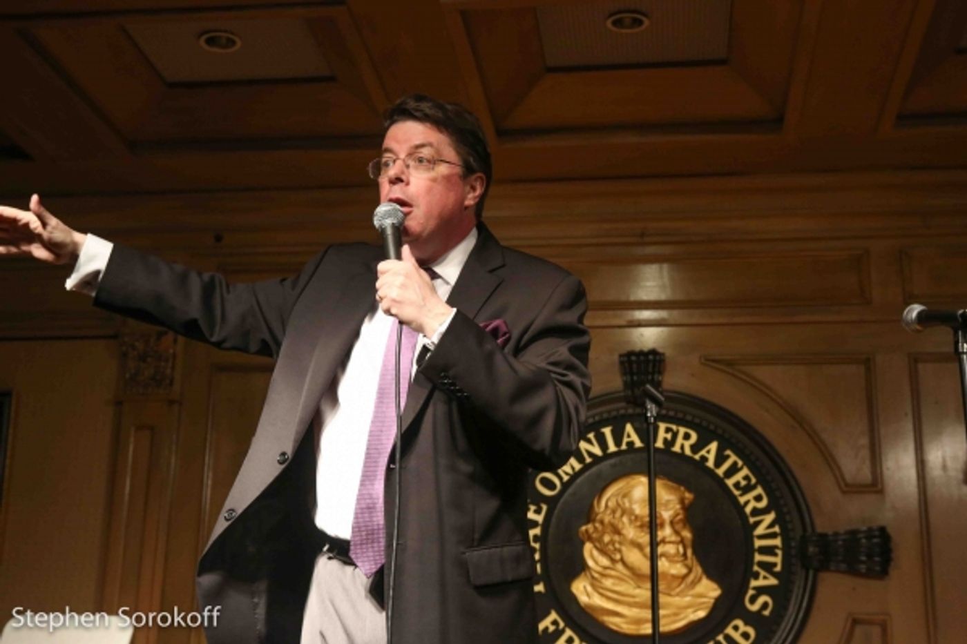 Photo Coverage: Magic & Comedy Night at Friars Club  Image