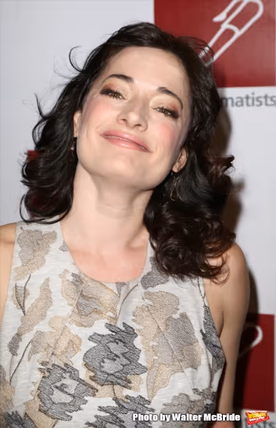Laura Michelle Kelly Photo