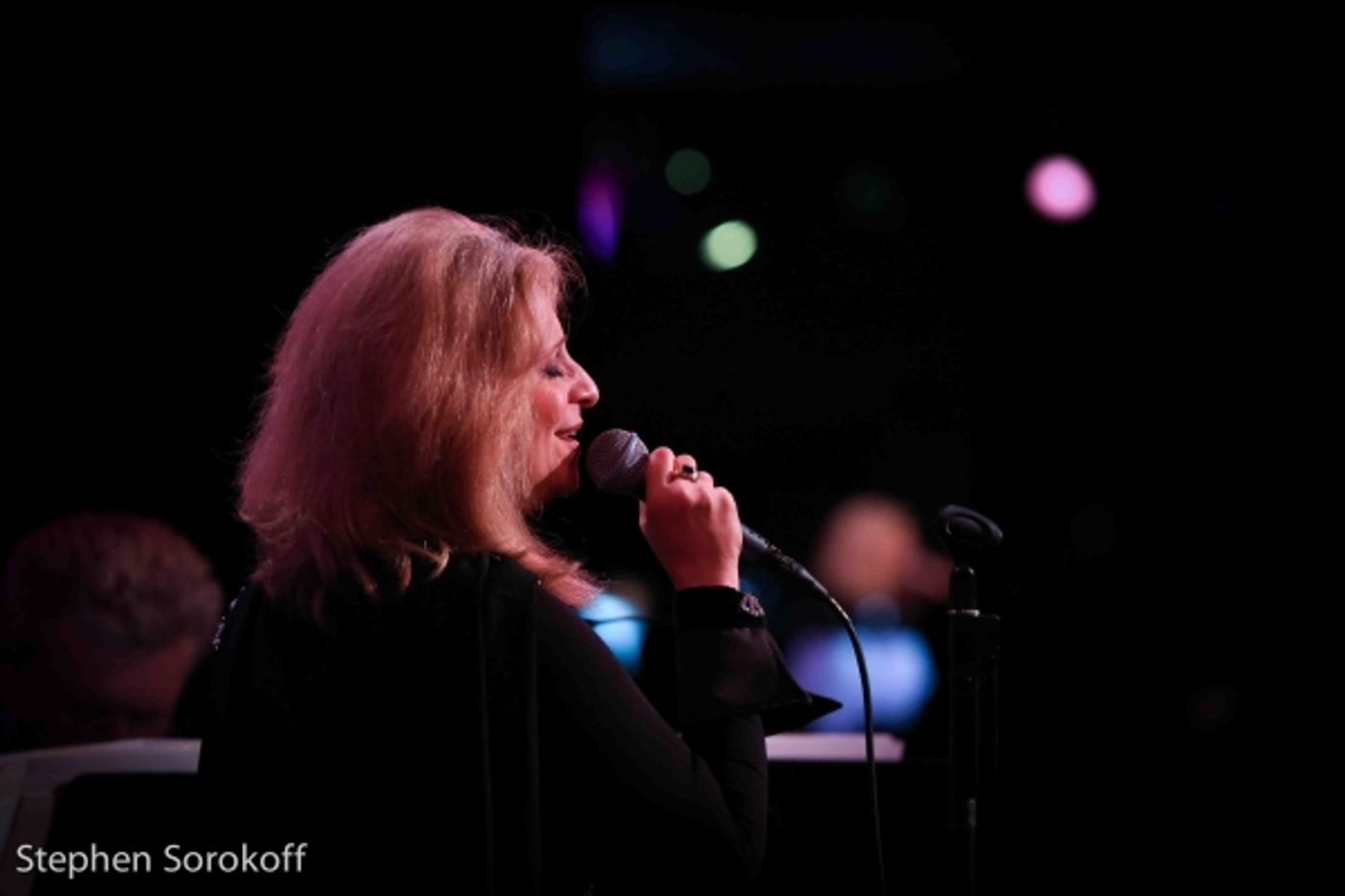 Photo Coverage: Julie Budd Plays The Metropolitan Room Photo Coverage: Julie Budd Plays The Metropolitan Room Image