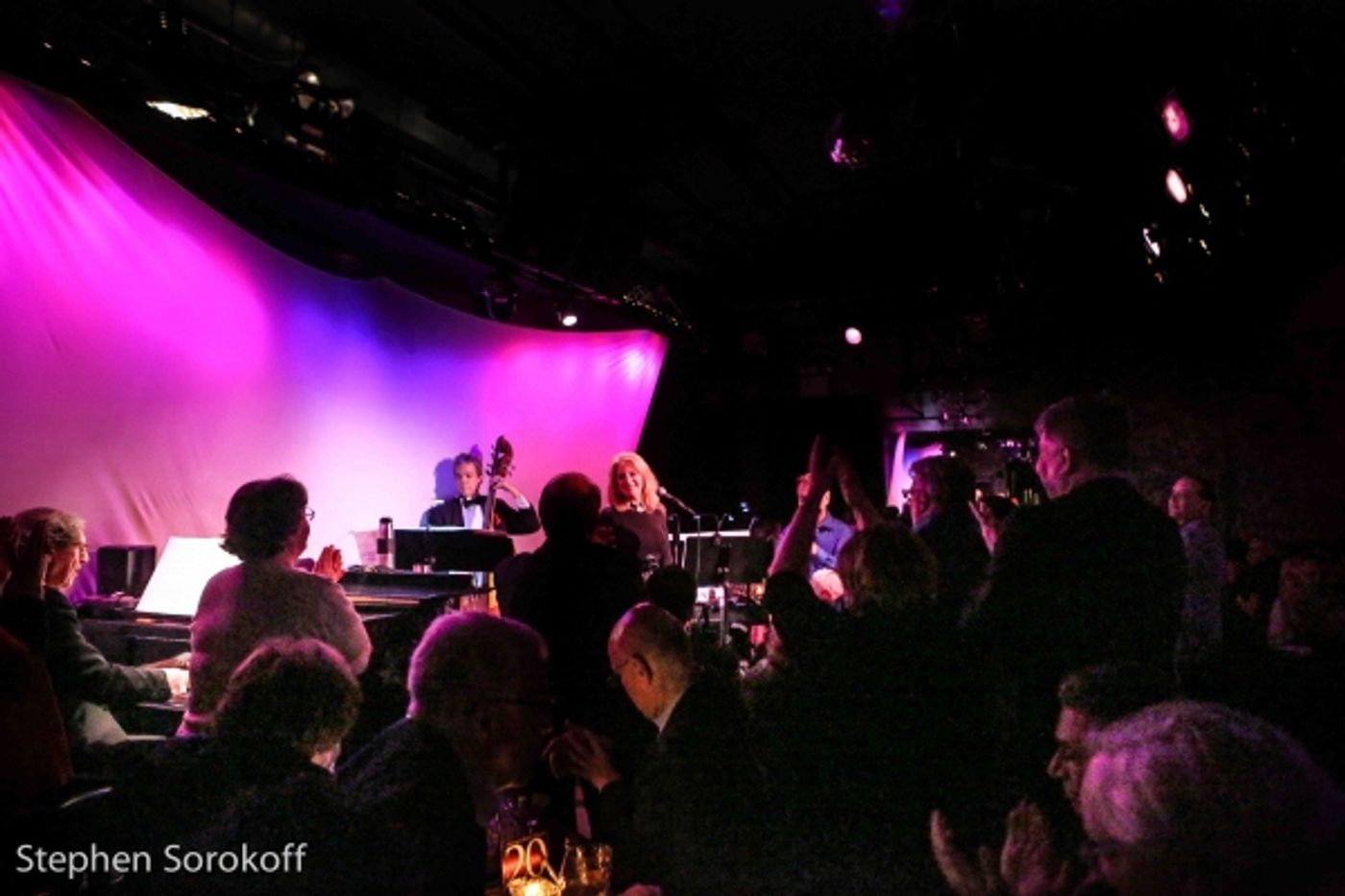 Photo Coverage: Julie Budd Plays The Metropolitan Room Photo Coverage: Julie Budd Plays The Metropolitan Room Image