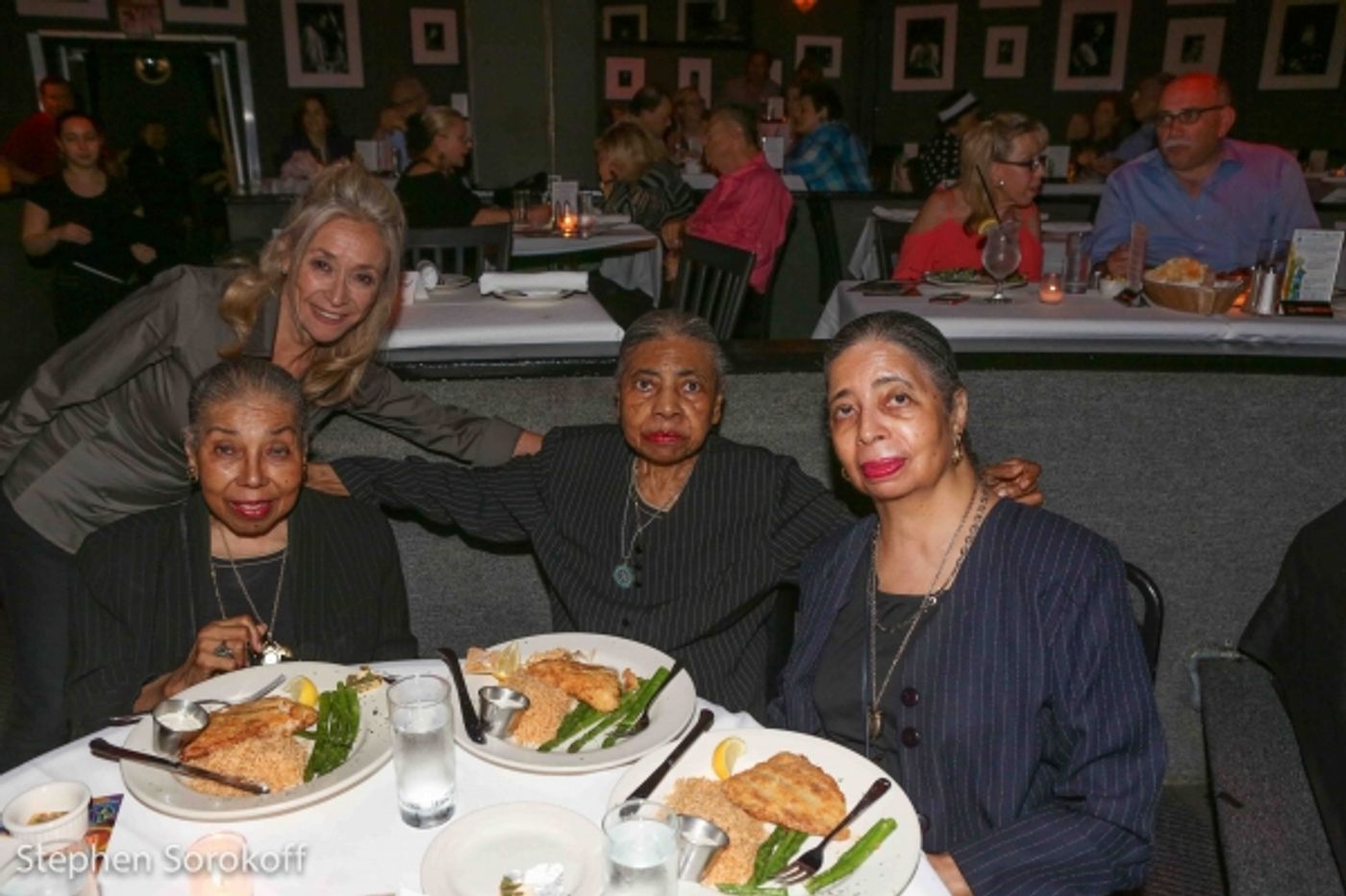 Photo Coverage: Jamie deRoy Brings Her Friends to Broadway at Birdland  Image