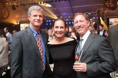 William Barker, Steppenwolf ensemble member Laurie Metcalf, Charles Gofen Photo