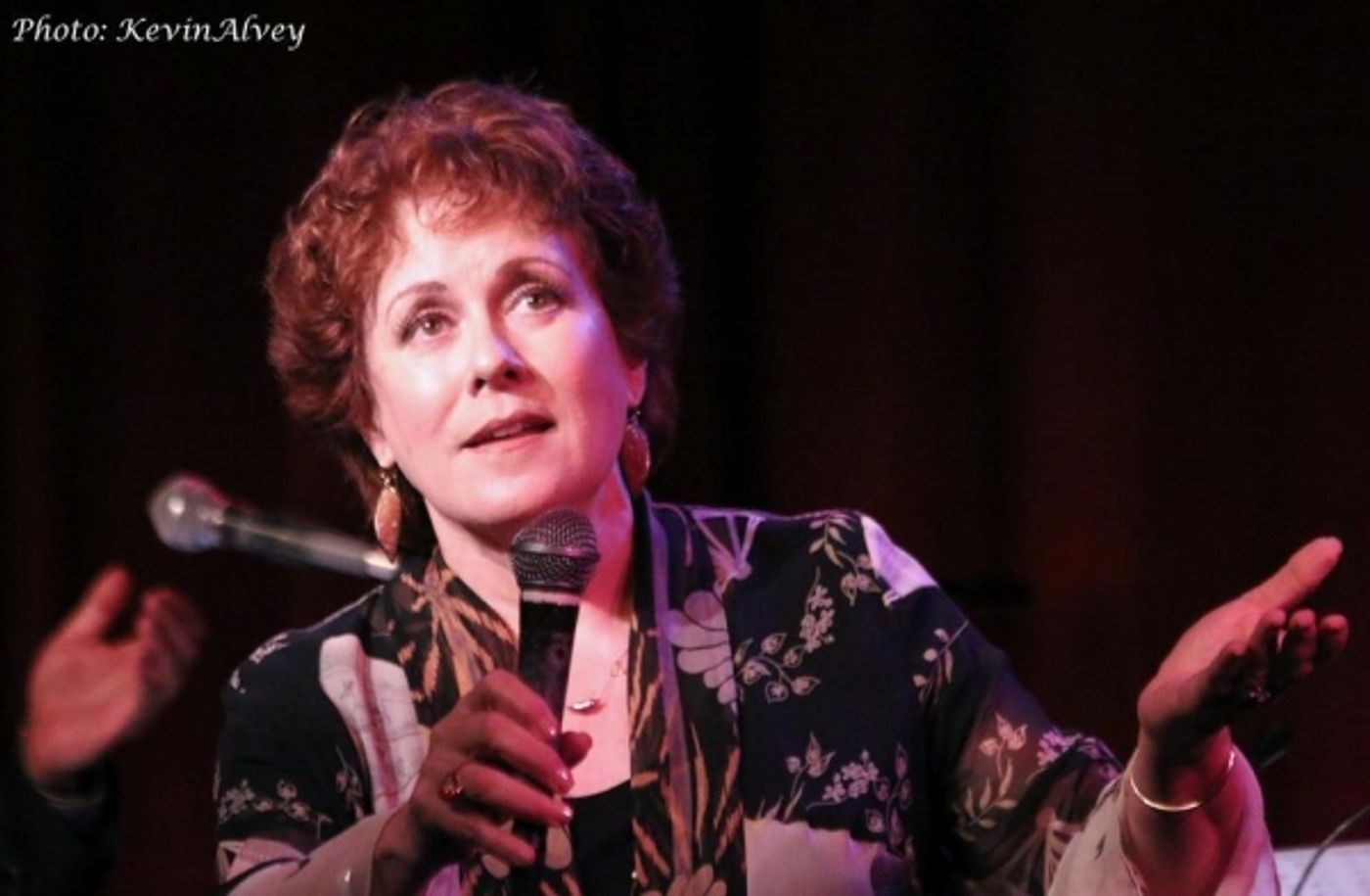 Photo Flash: Lena Hall, Hugh Panaro and More Join Jamie deRoy at Birdland  Image