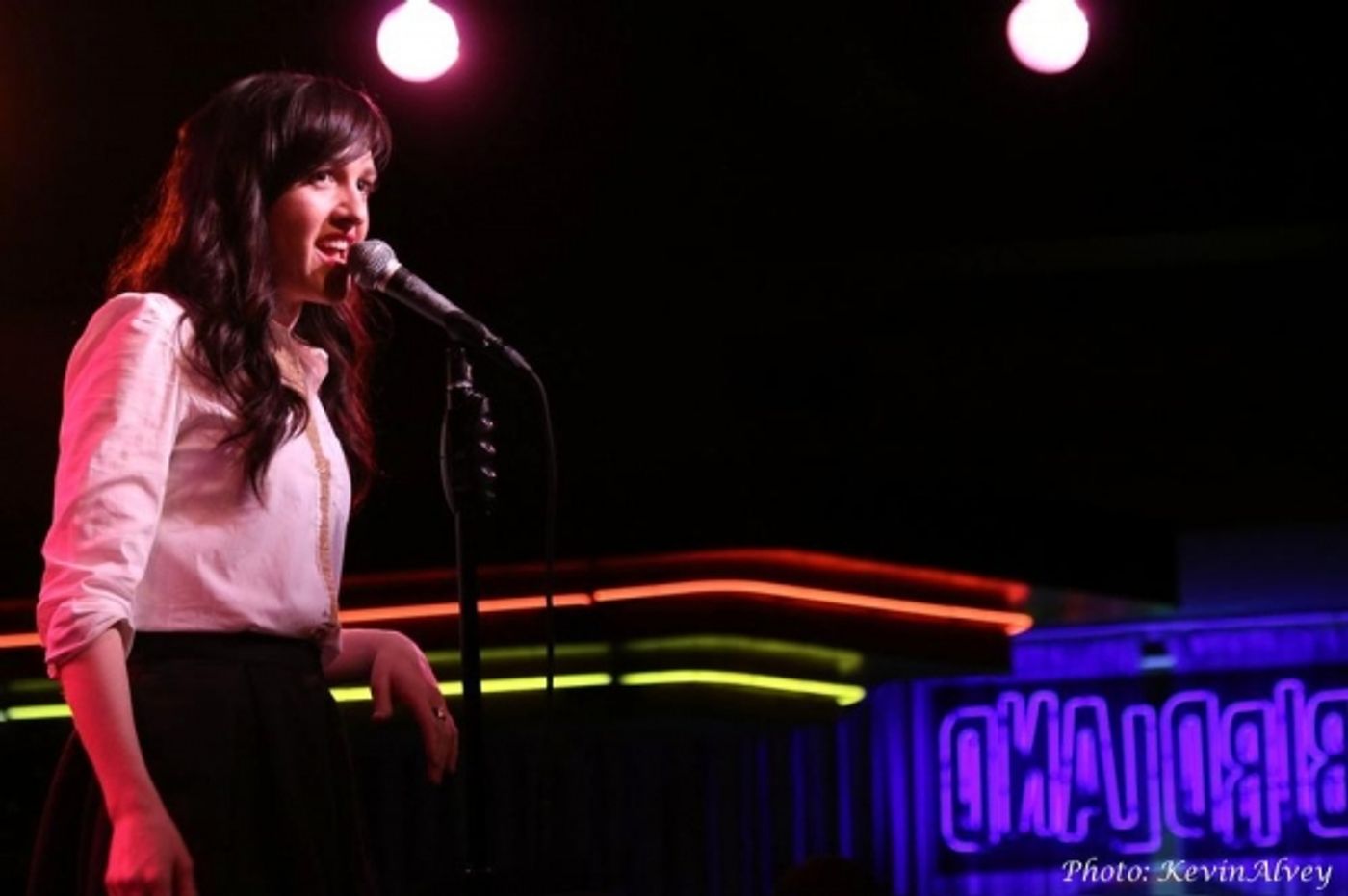 Photo Flash: Lena Hall, Hugh Panaro and More Join Jamie deRoy at Birdland  Image